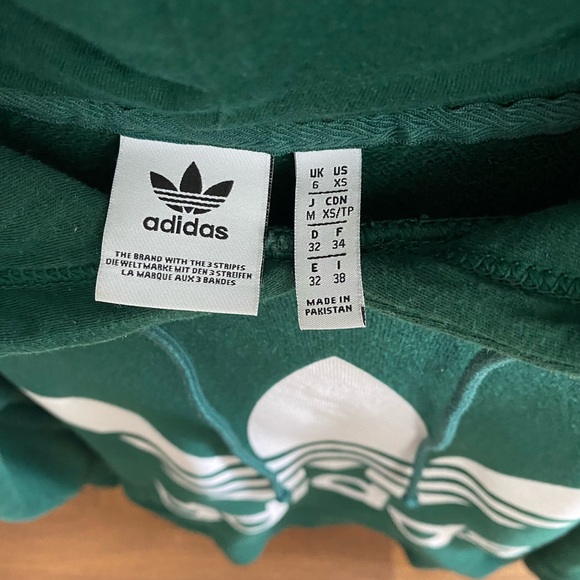Adidas green sweater woman’s xs - Picture 2 of 4